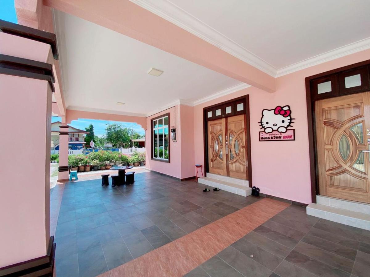 Hellokitty House - Unit 1 Kuala Terengganu Exterior foto