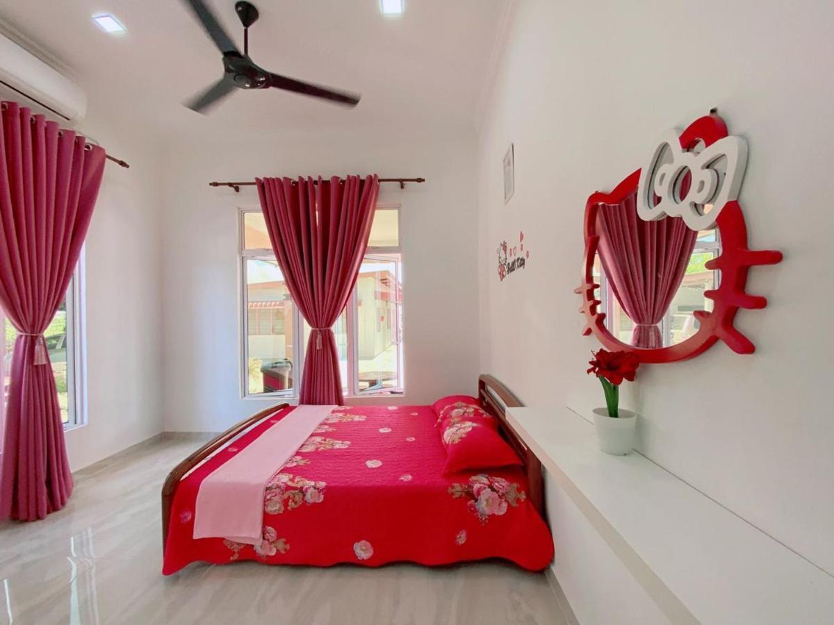Hellokitty House - Unit 1 Kuala Terengganu Exterior foto