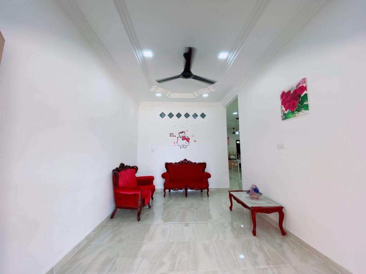 Hellokitty House - Unit 1 Kuala Terengganu Exterior foto